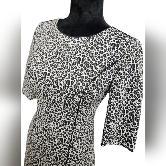 NWT White Loepard Print Bodycon Dress - Picture 2 of 5